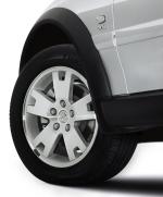 Holden Adventra 2003 года
